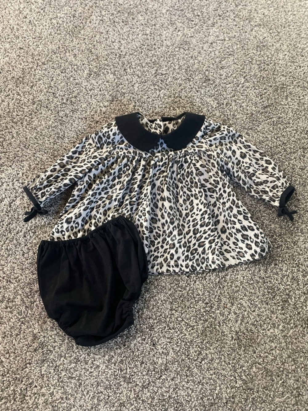 Baby Leopard Print Top with Black Bloomers